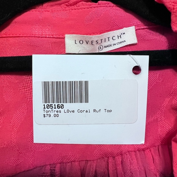 NWT. Top (#121) - Picture 7 of 11